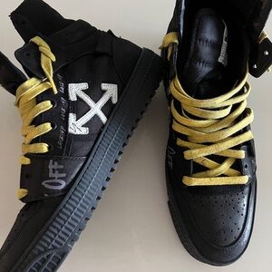 Off white sneakers  size 9